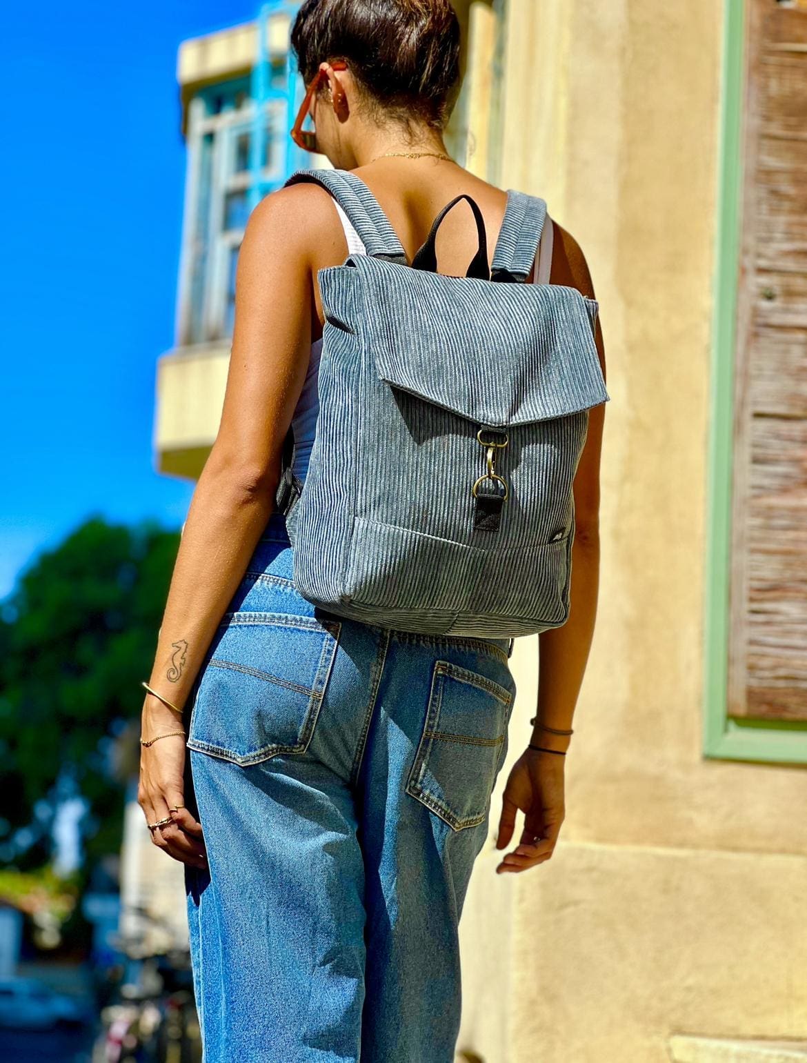 סטודנטס בינוני כחול-אפור קורדרוי