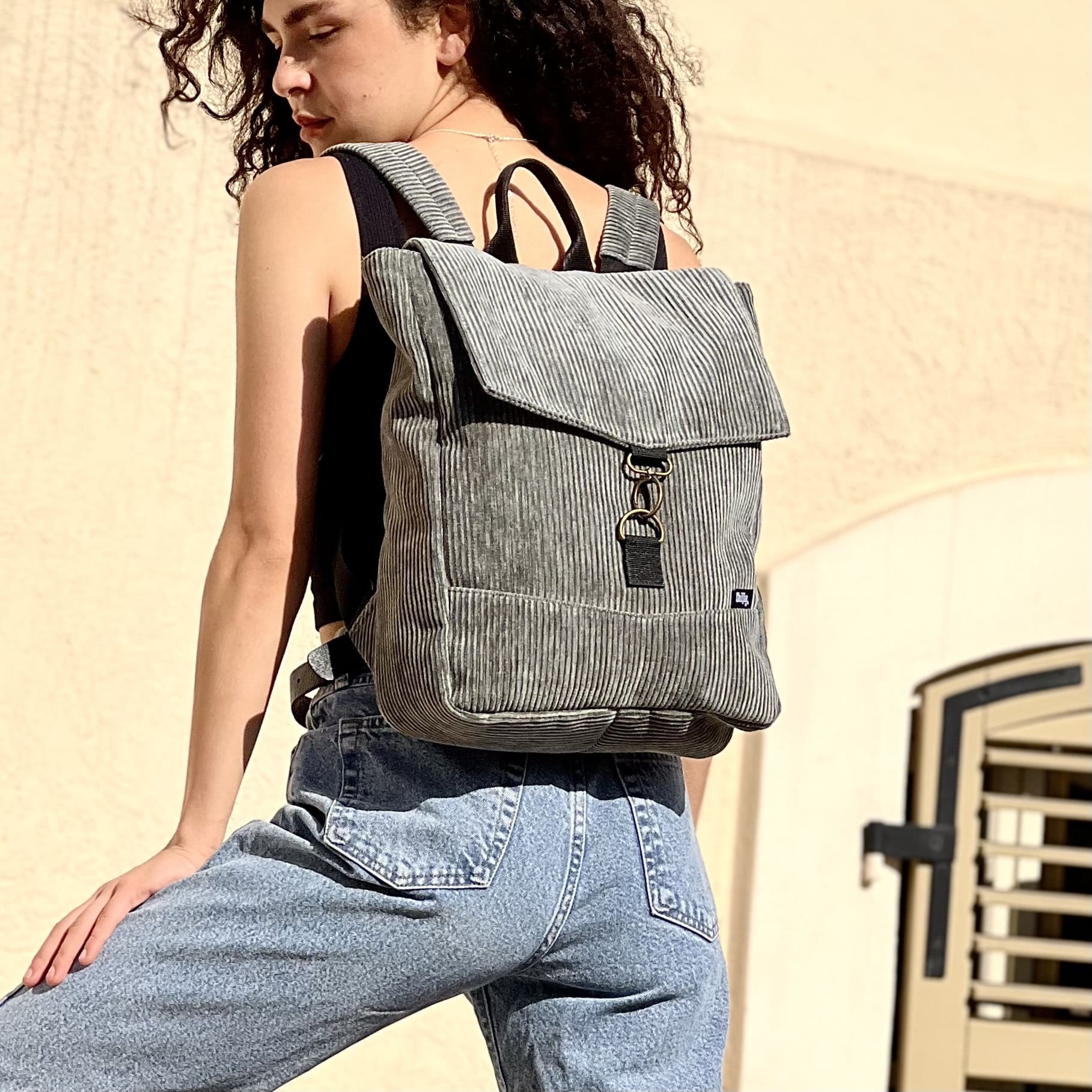 סטודנטס בינוני ירוק-אפור קורדרוי