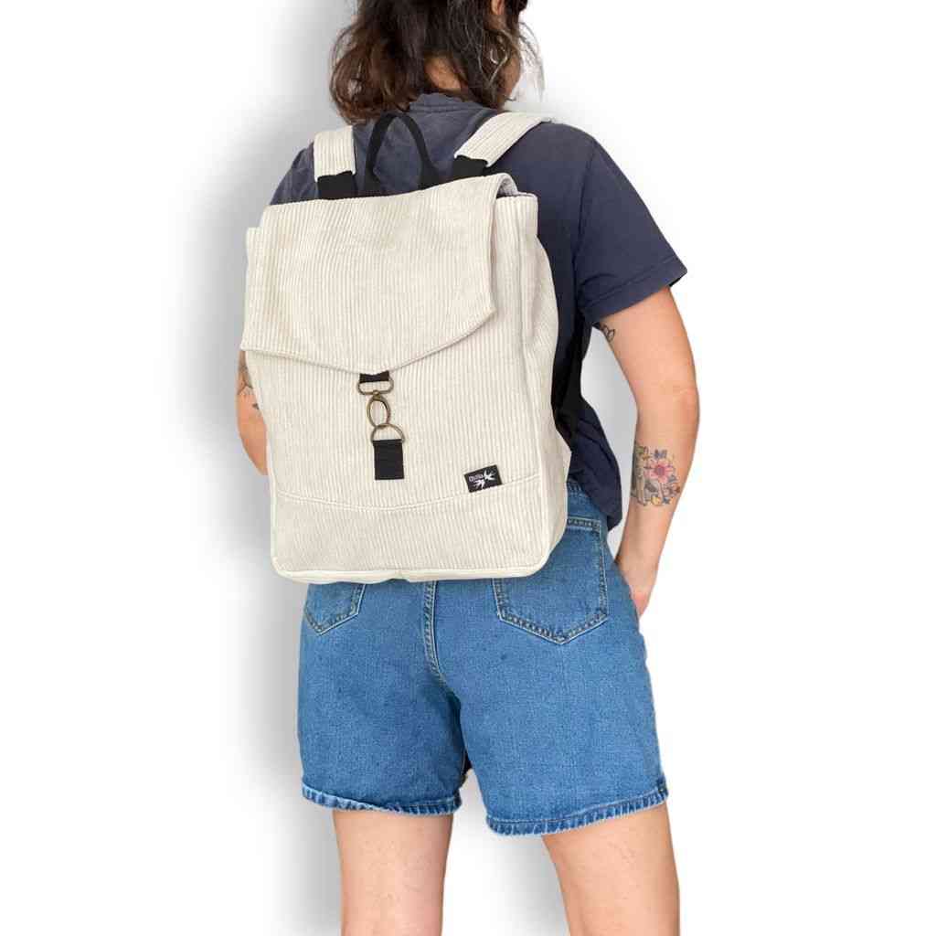 תיק גב קורדרוי