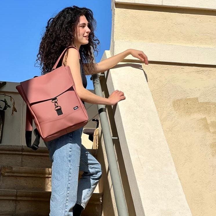 סטודנטס בינוני ורוד עתיק דמוי עור