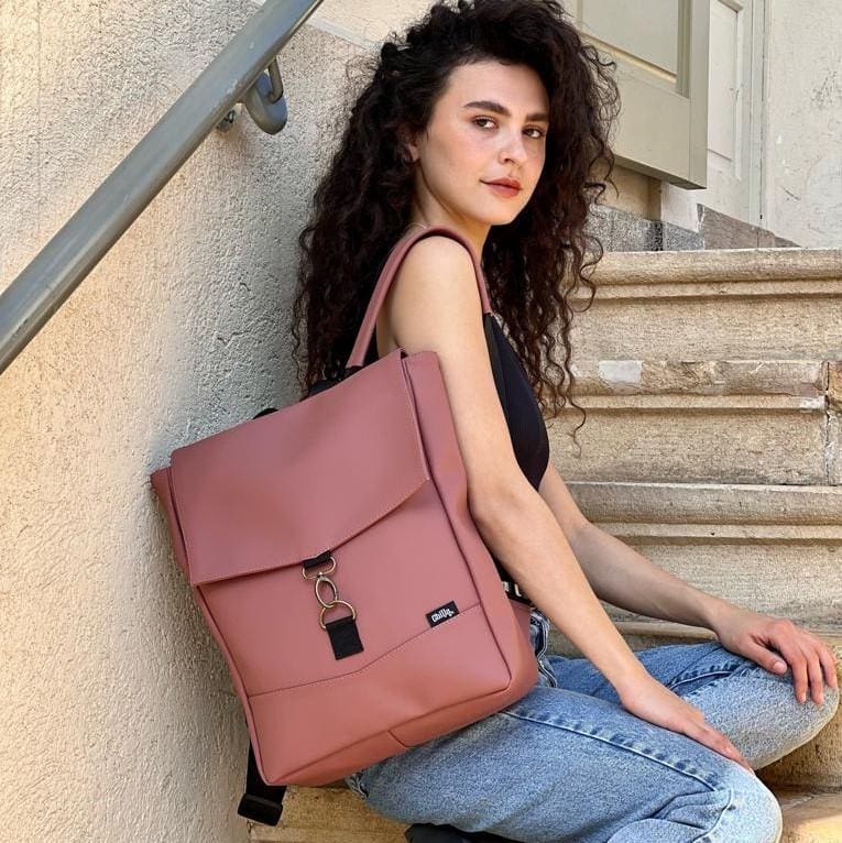 סטודנטס בינוני ורוד עתיק דמוי עור