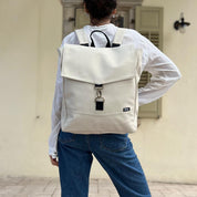 תיק סטודנט שמנת דמוי נובוק