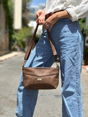 תיק צד/ קלאץ' רחל חום