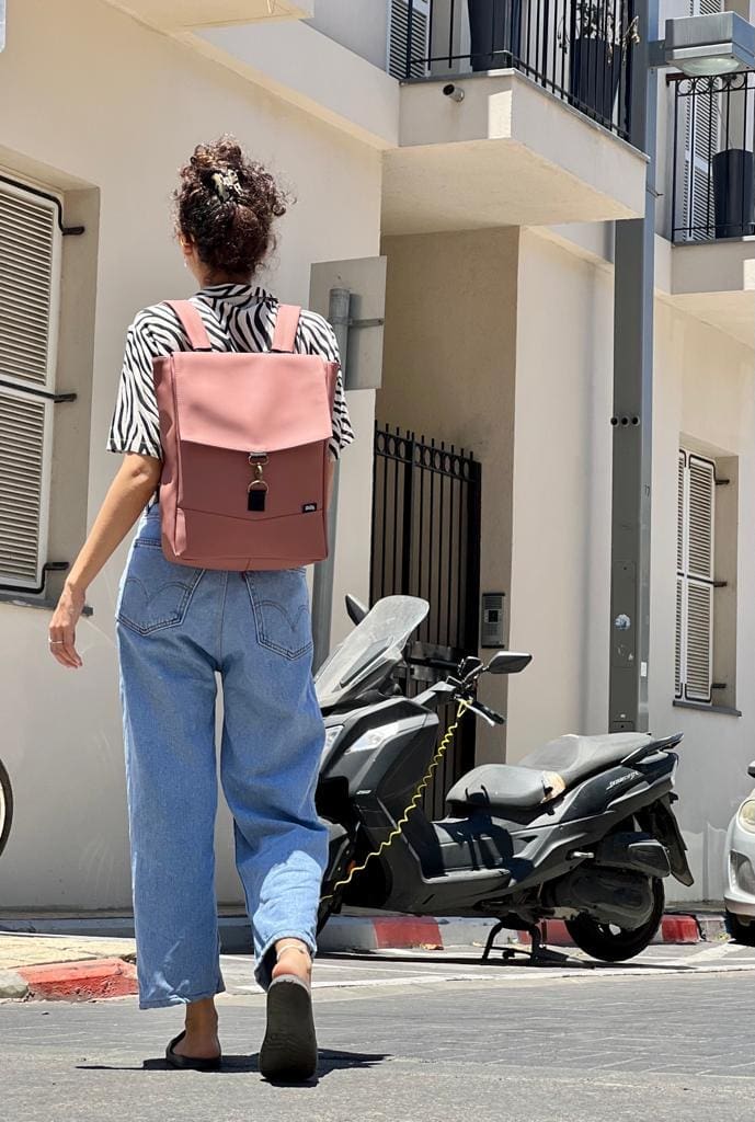 סטודנטס בינוני ורוד עתיק דמוי עור