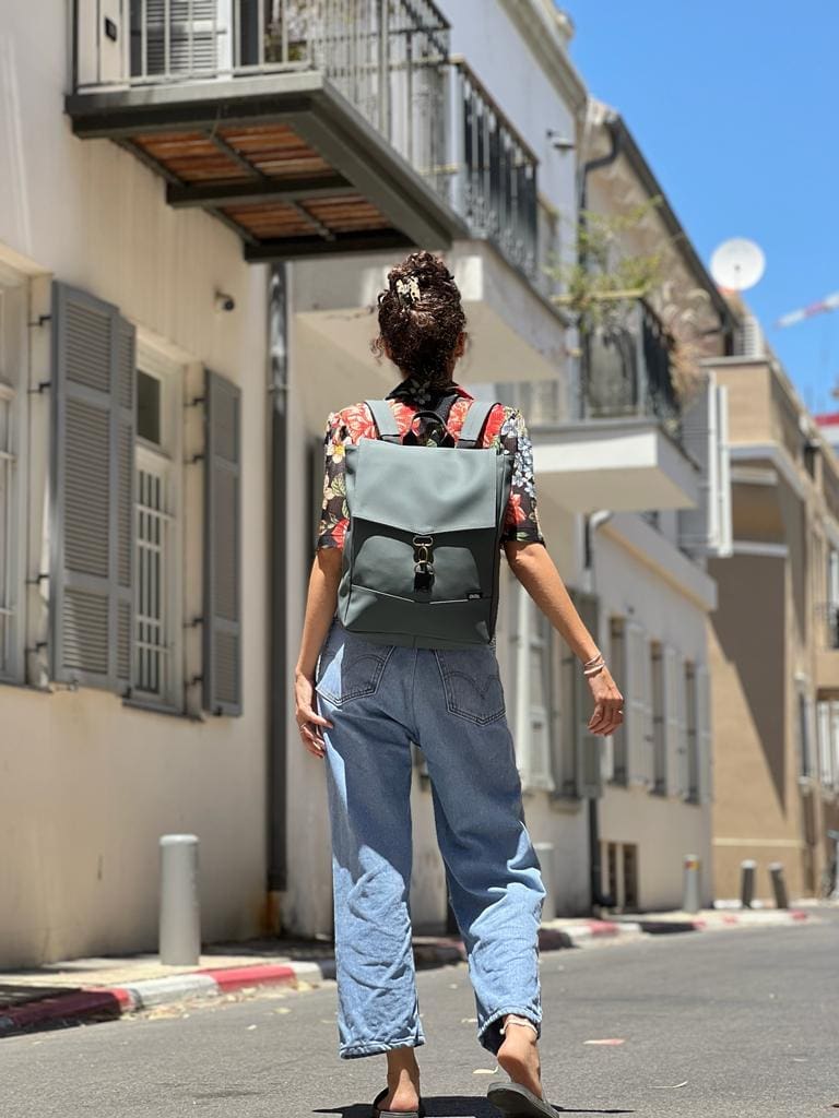 סטודנטס בינוני אפור-ירוק כהה דמוי עור