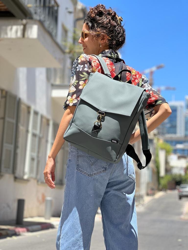 סטודנטס בינוני אפור-ירוק כהה דמוי עור