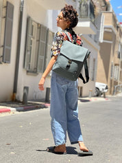 סטודנטס בינוני אפור-ירוק כהה דמוי עור