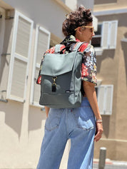 סטודנטס בינוני אפור-ירוק כהה דמוי עור