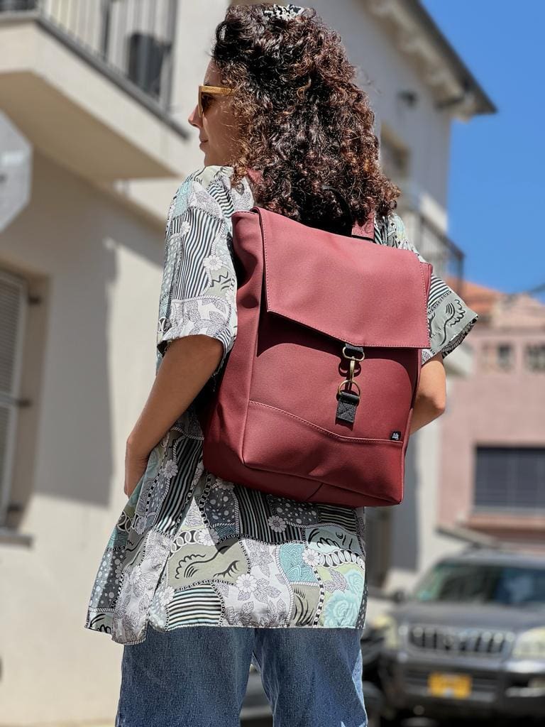 סטודנטס בינוני בורדו דמוי עור