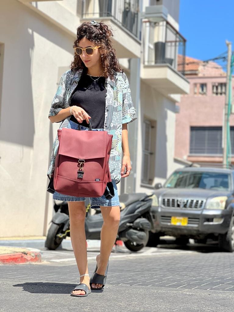 סטודנטס בינוני בורדו דמוי עור