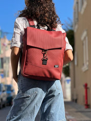 סטודנטס בינוני אדום טקסטורה היסטרי