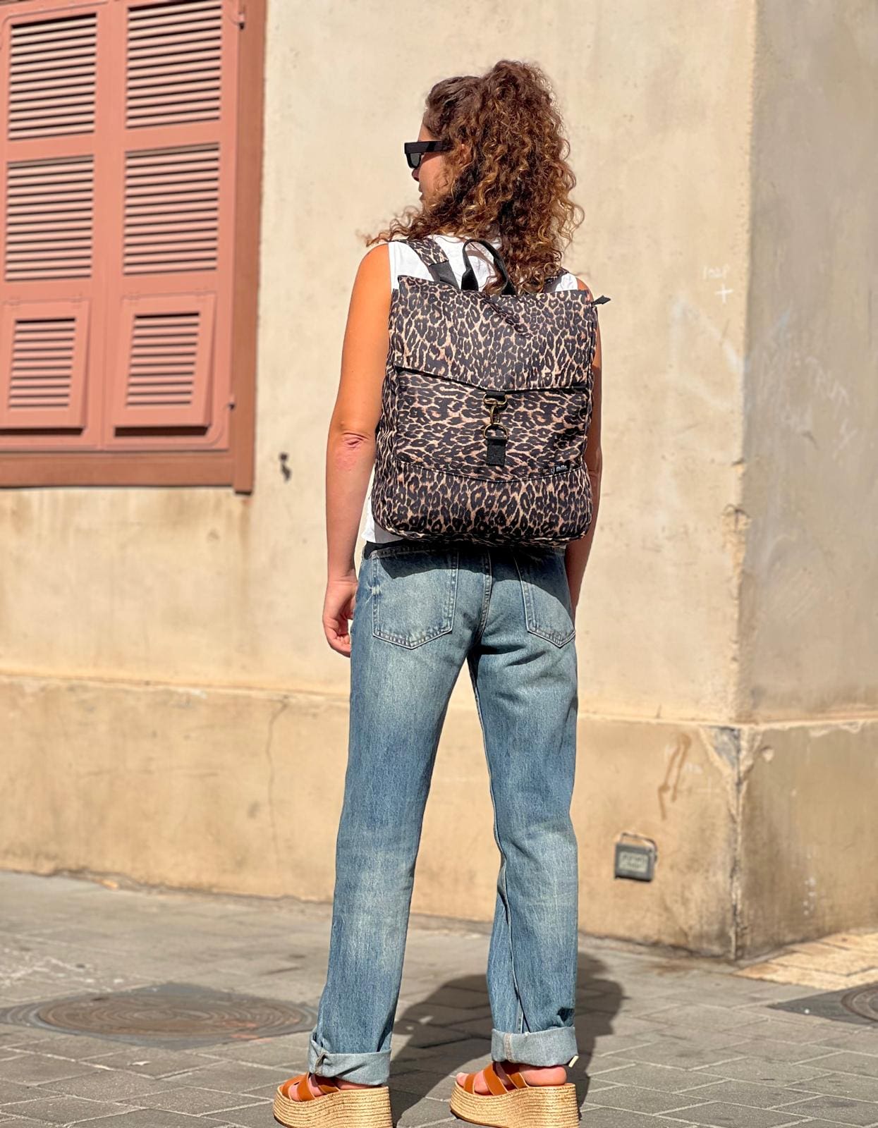 תיק סטודנטס גדול מנומר היסטרי!