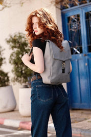 תיק גב סטודנטס בינוני אפור בהיר