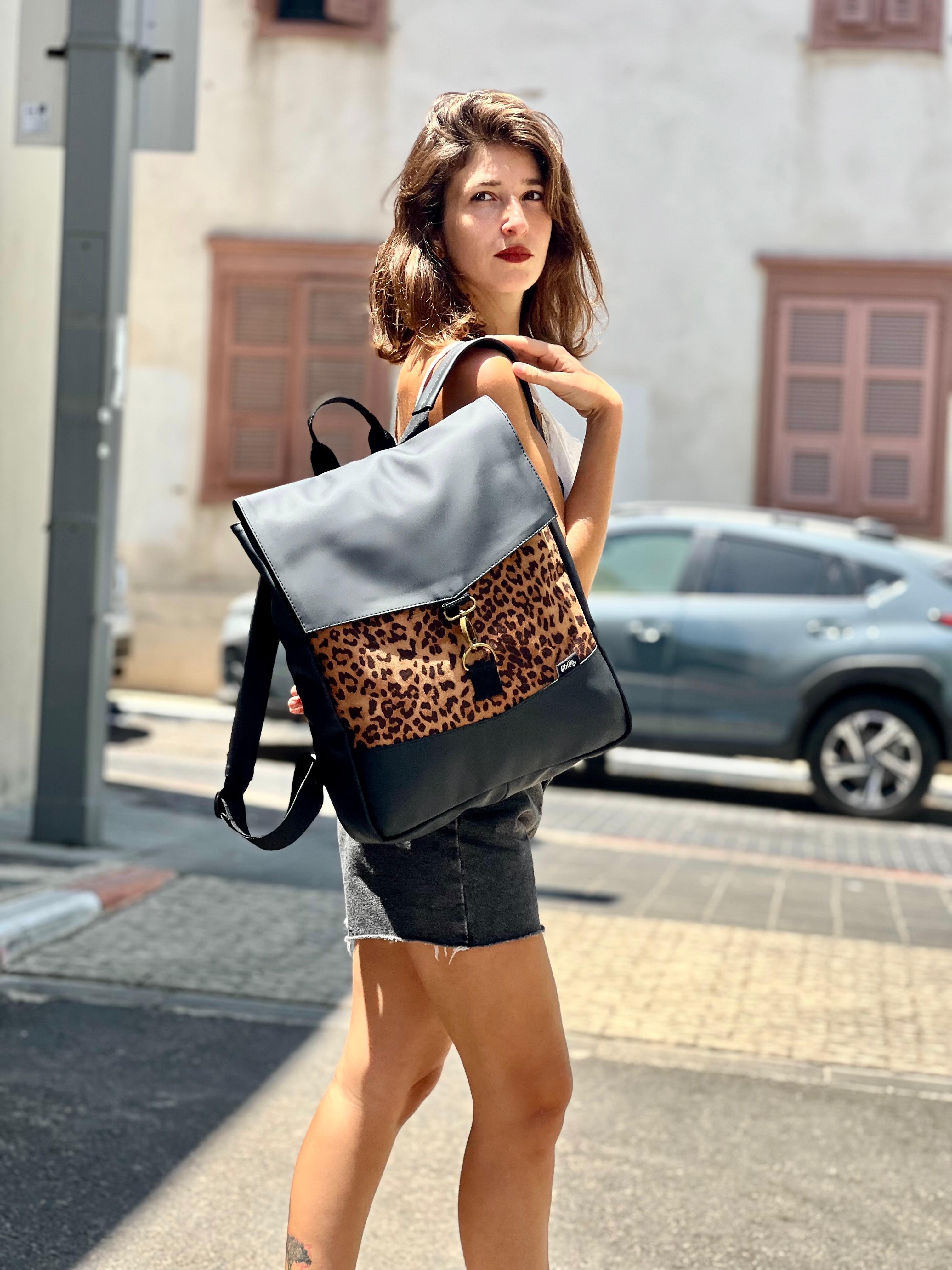 תיק גב סטודנטס גדול שחור עם מנומר חדש