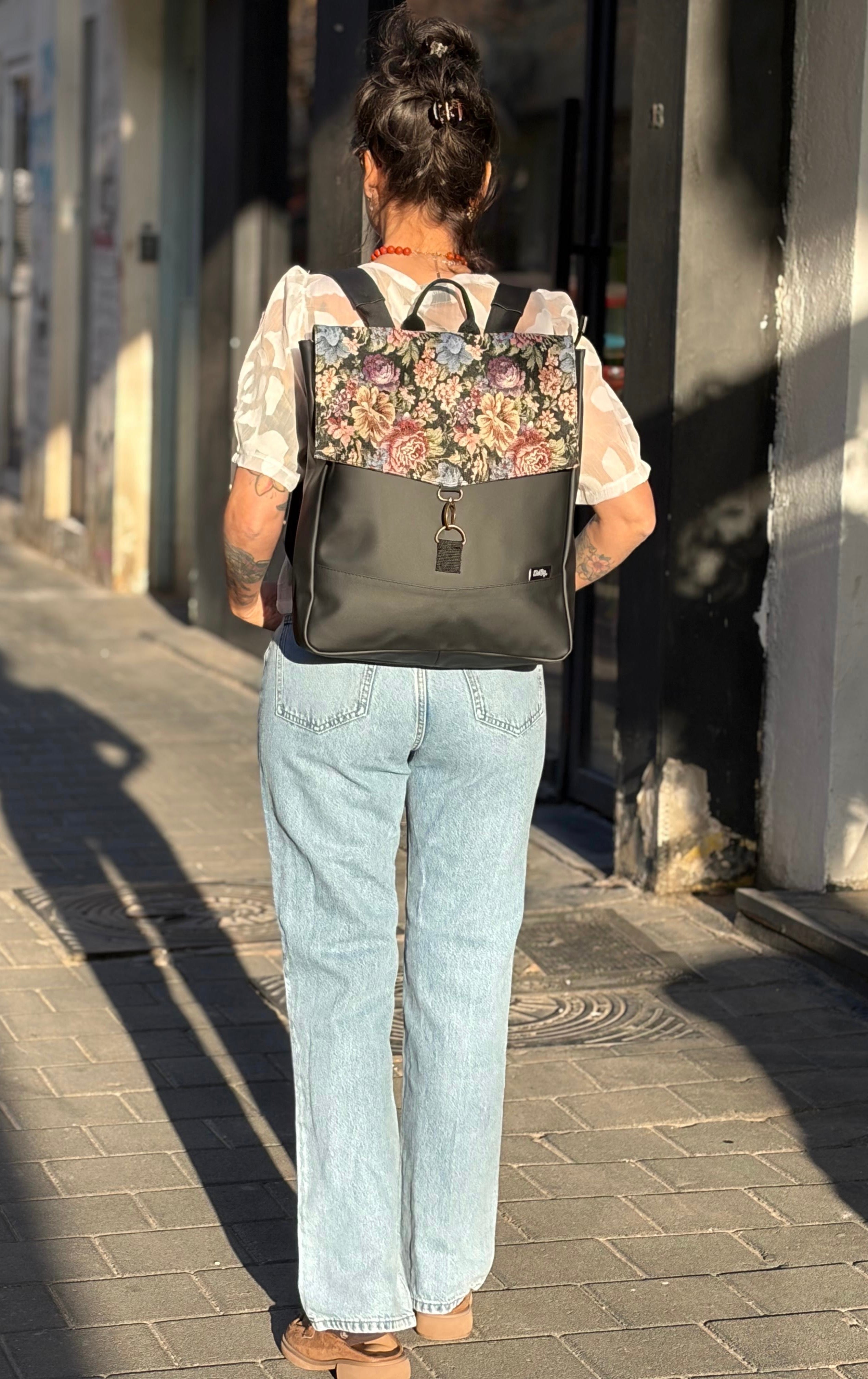 תיק גב סטודנטס גדול Flowery