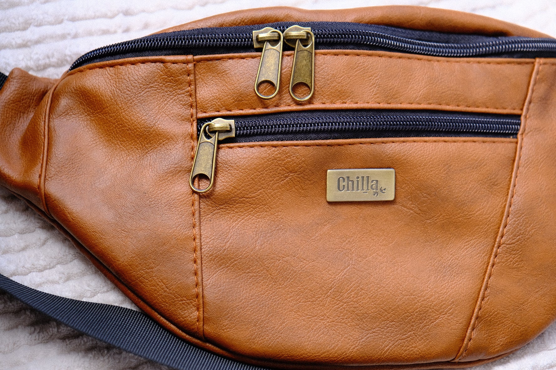 פאוץ' רוני גדול קאמל רטרו