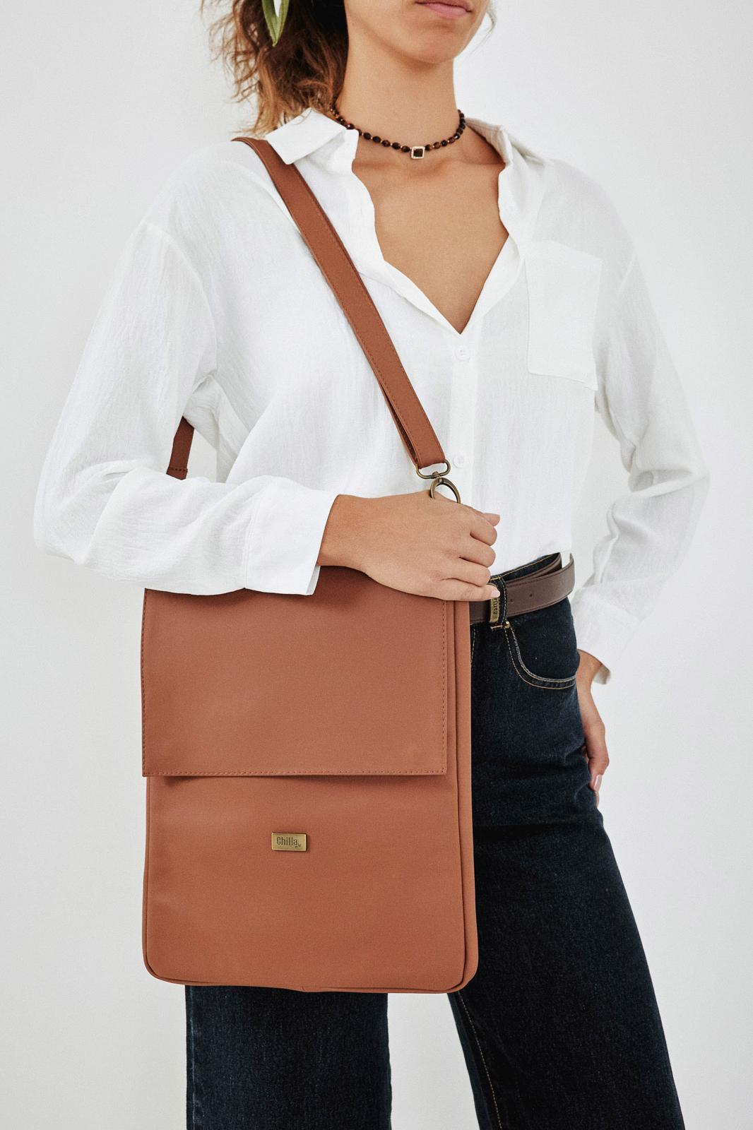 קייס ללפטופ קאמל עם רצועה נשלפת