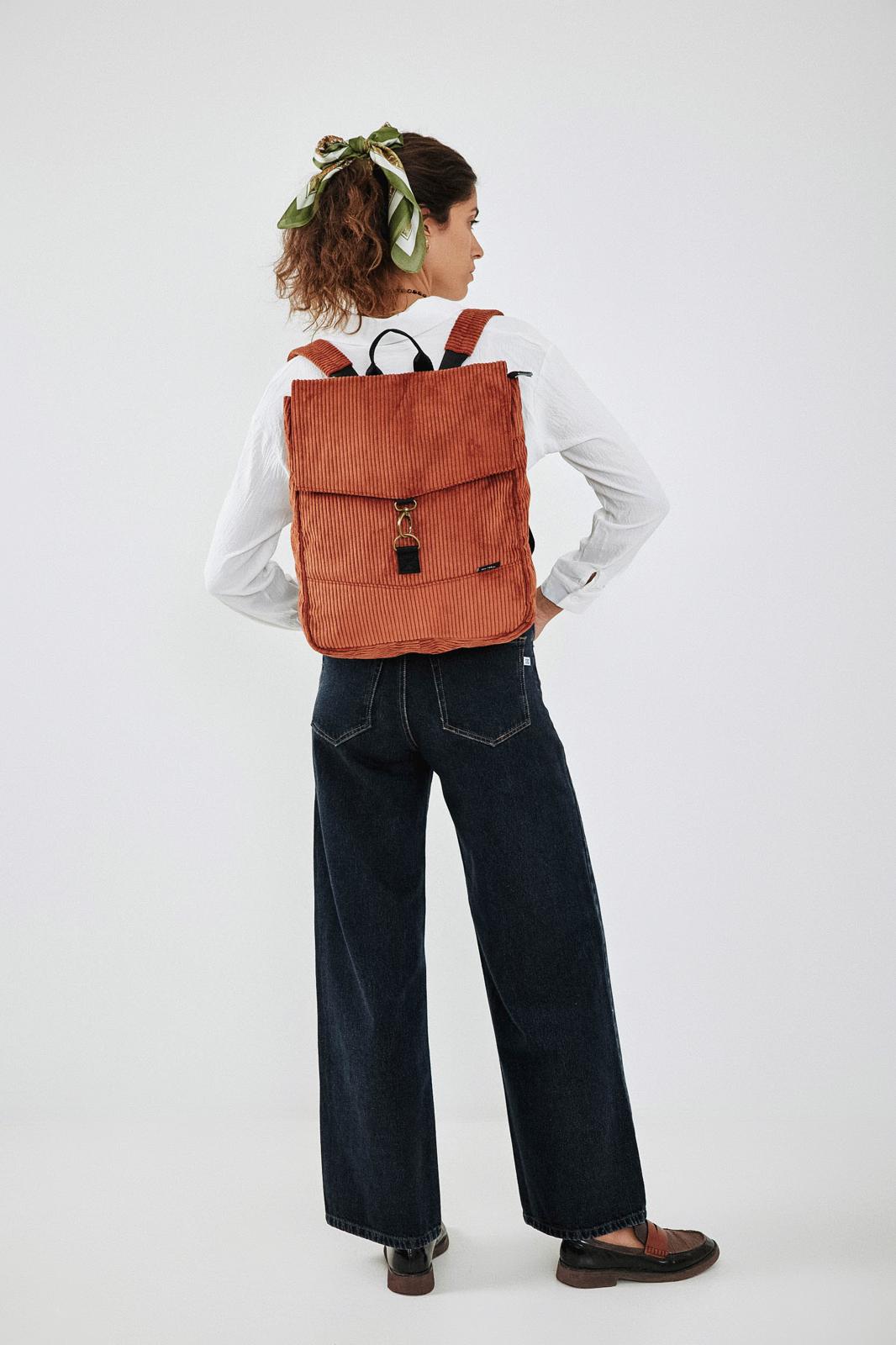 תיק גב סטודנטס חמרה קורדרוי