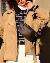 פאוץ' "הלגה" חום שוקולד