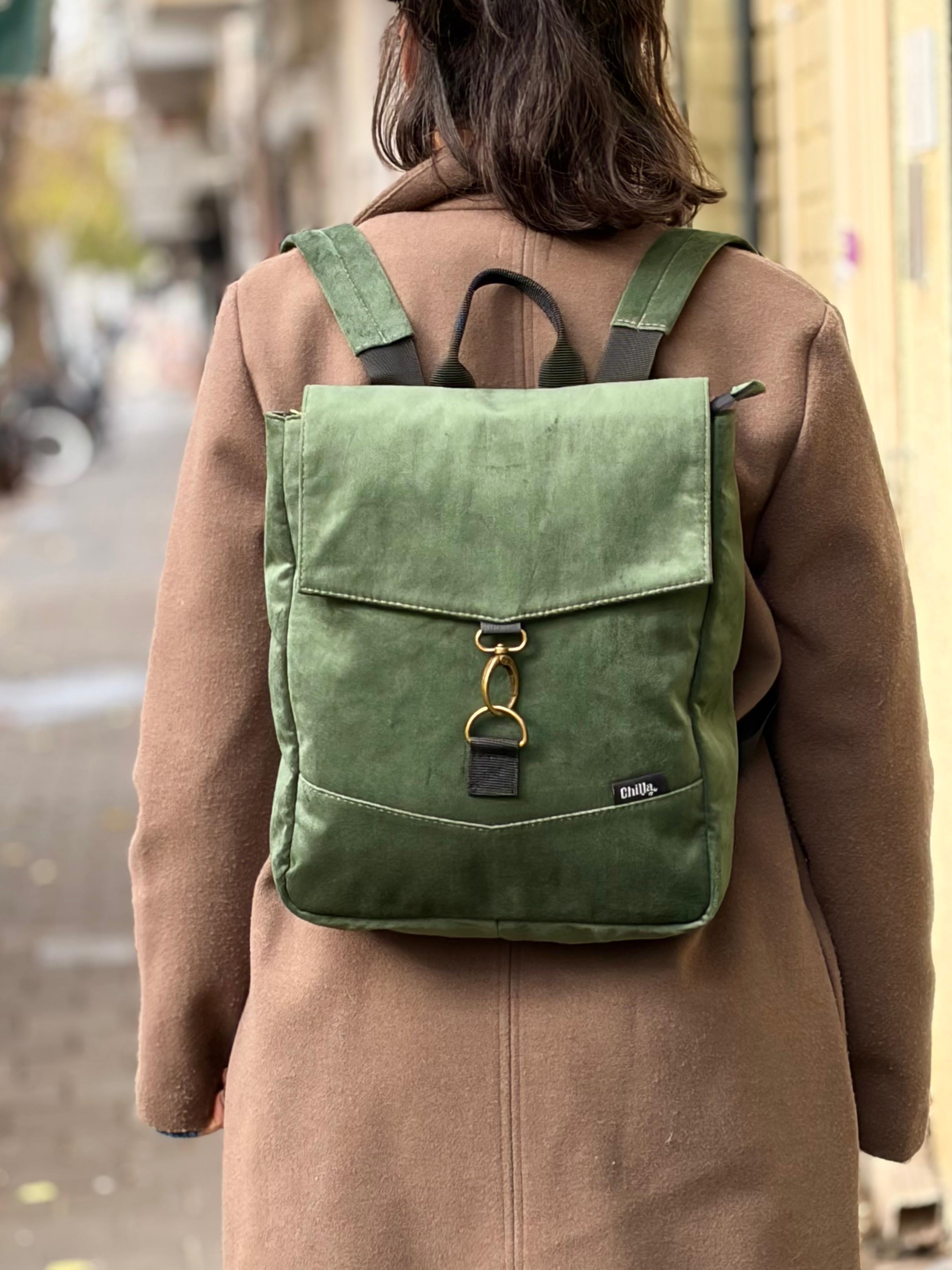 תיק גב מיני סטודנטס ירוק בקבוק קטיפה