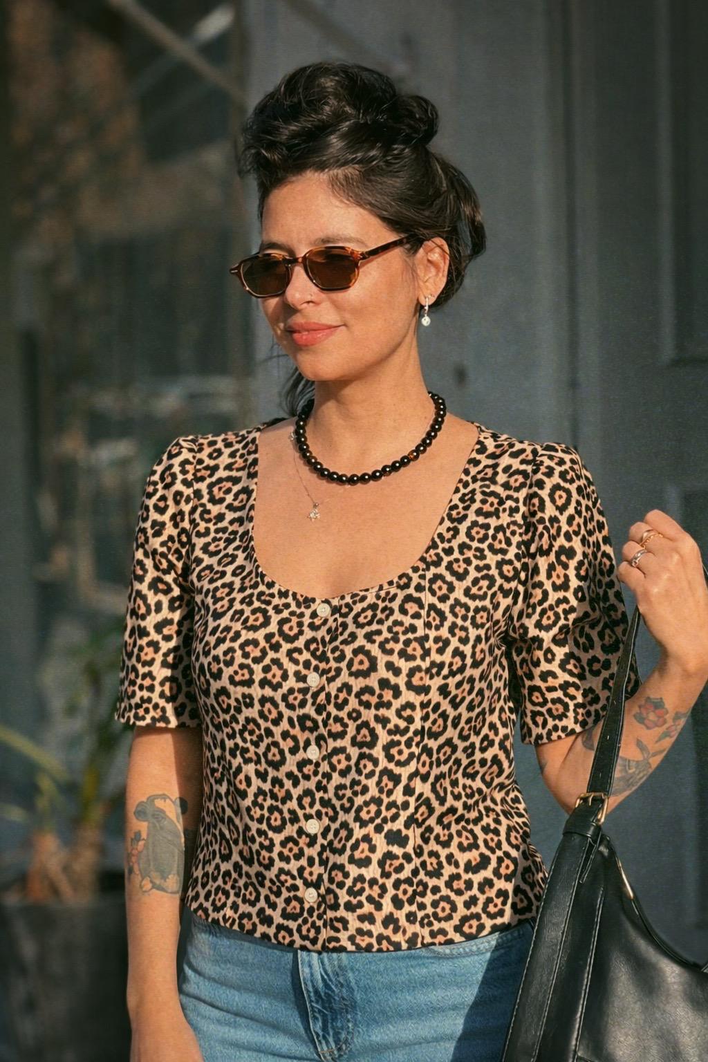 חולצה מכופתרת ׳אליזבת׳ מנומרת פשתן